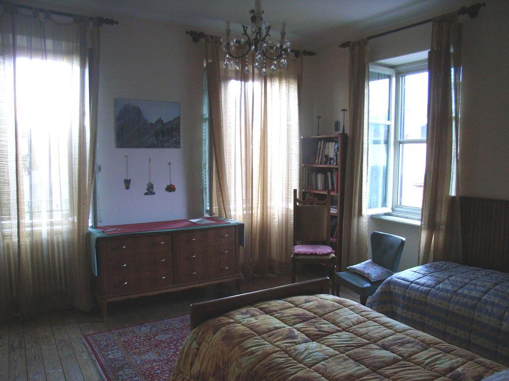 U Tej Bed & Breakfast คูเมียนา ภายนอก รูปภาพ